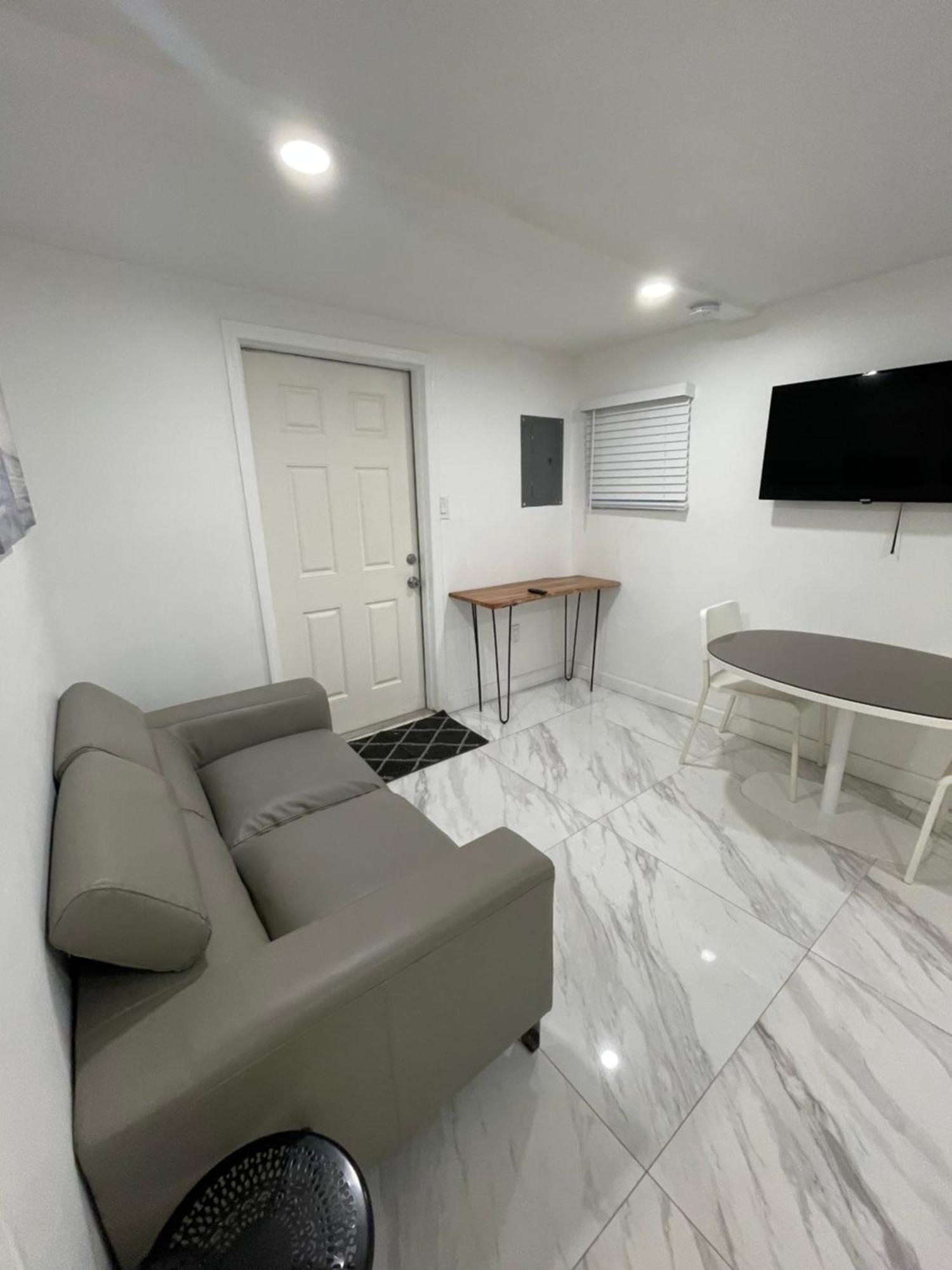 Downtown Ftl Apartments On The River ฟอร์ต ลอเดอร์เดล ภายนอก รูปภาพ